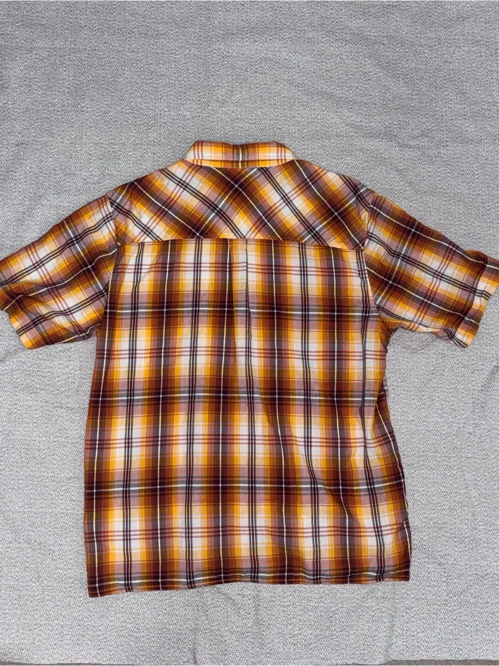 The North Face orange brown plaid short sleeve button down shirt size Large